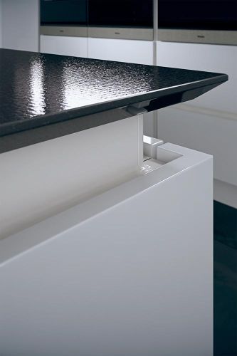 Linear-Select-Gloss-Pure-White-Worktop-Trim-Detail